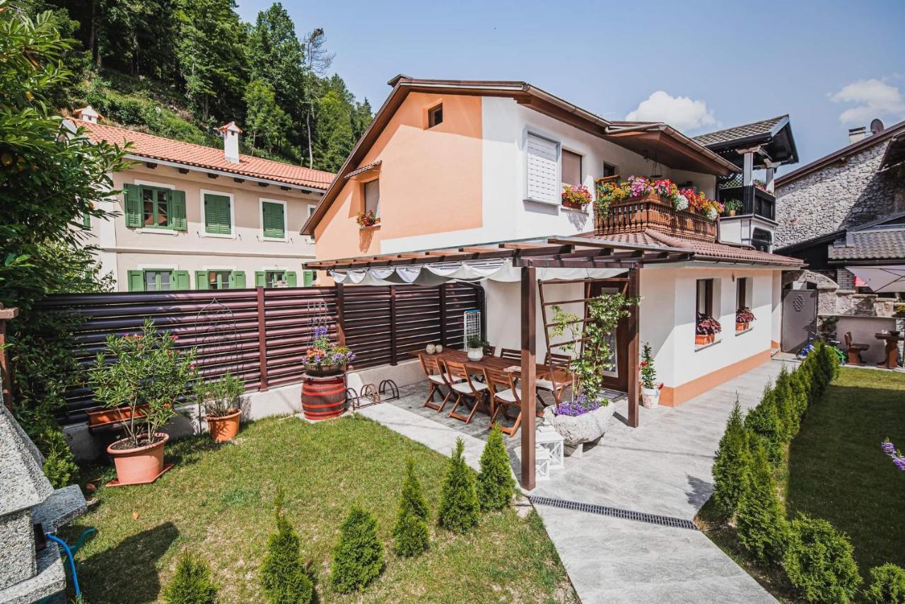 Gotar Apartment With Garden Kobarid Bagian luar foto