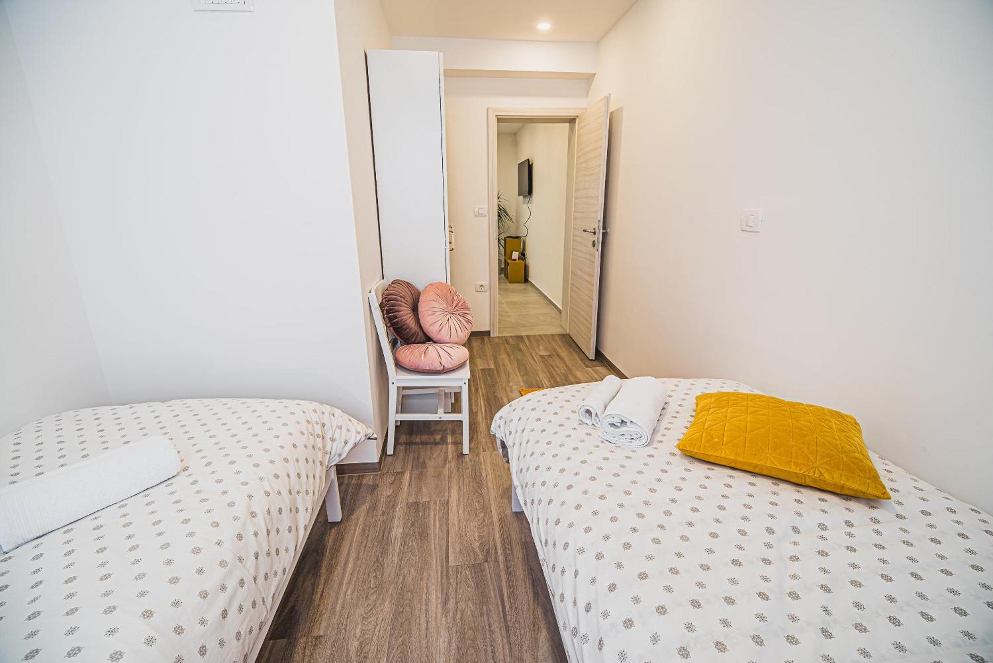 Gotar Apartment With Garden Kobarid Bagian luar foto
