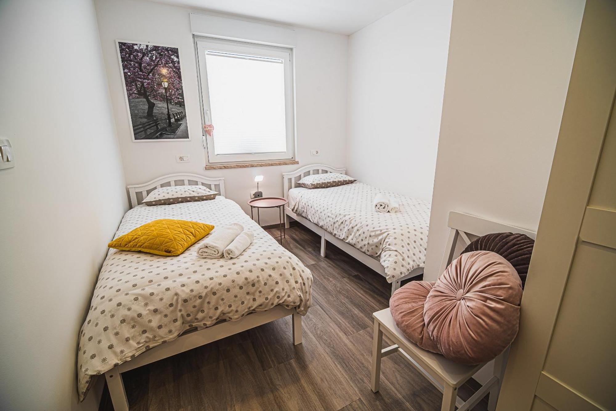 Gotar Apartment With Garden Kobarid Bagian luar foto